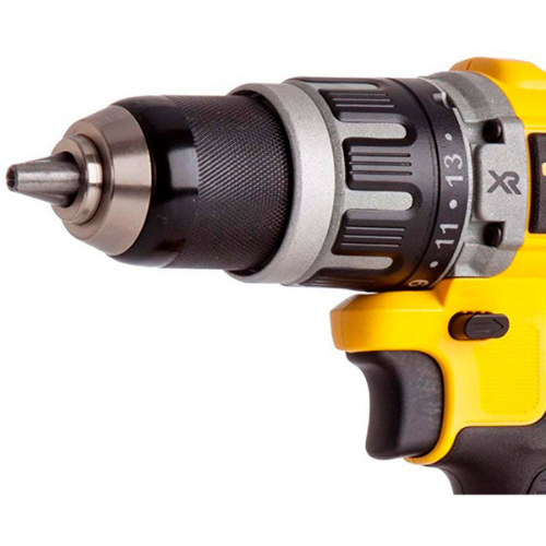 TALADRO PERCUTOR INALAMBRICO DEWALT BRUSHLESS 20V 1 BAT 5AH DCD796P1