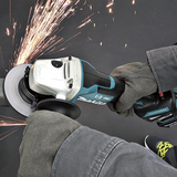 ESMERIL ANGULAR INALAMBRICO 4.1/2 MAKITA CON FRENO Y HM DGA467RTE